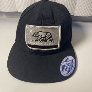Big Bear  California Republic Snapback Flat Bill Hat Black With White Embroidery